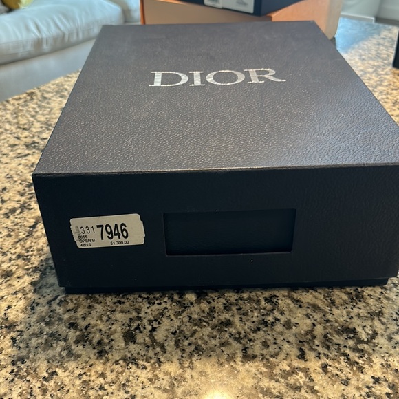 Dior sneakers size 15 worn once everything is in great condition - Picture 5 of 5